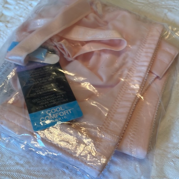 Bali Classic Support Bra - Picture 8 of 8